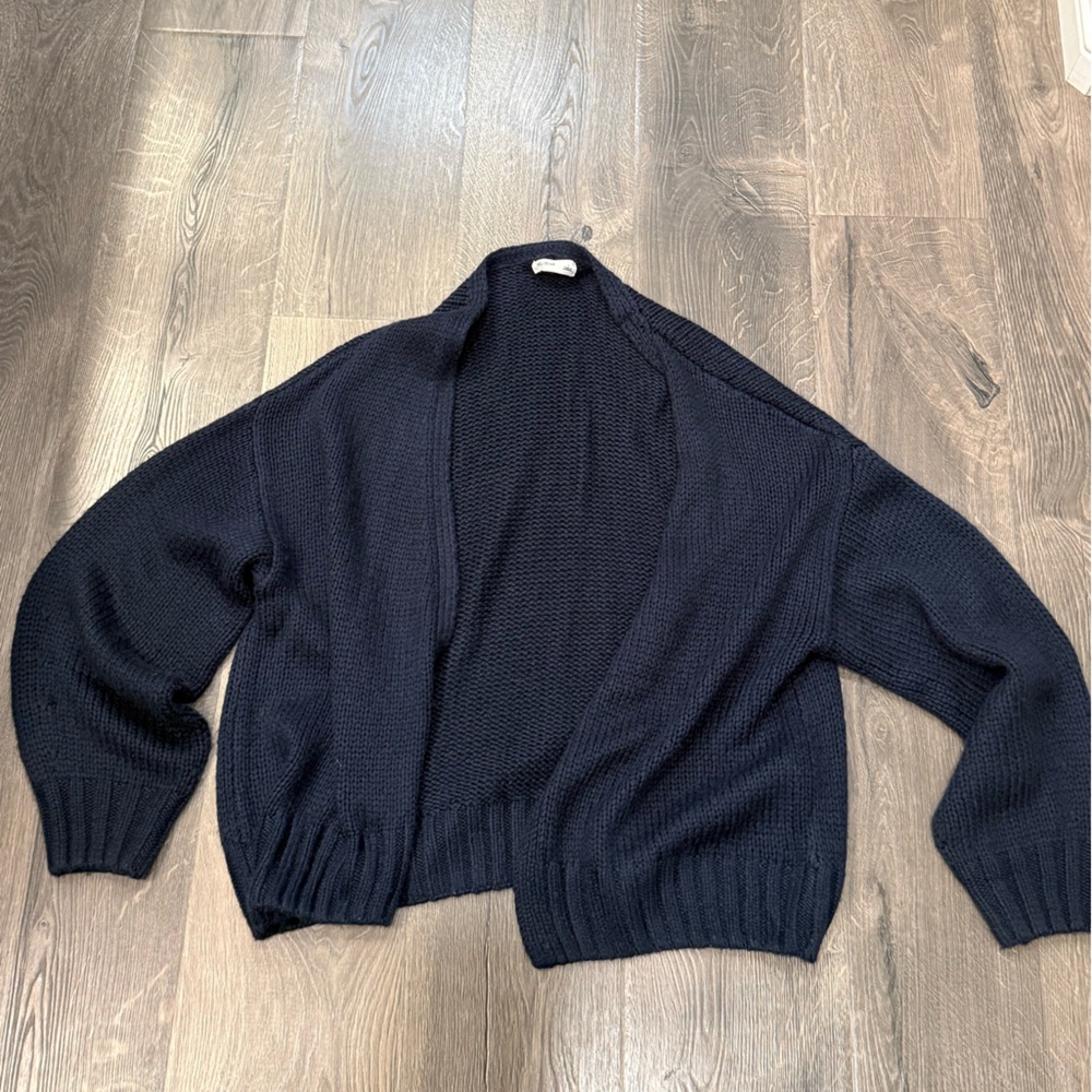 Hollister Navy Blue Knit Sweater - Picture 3 of 7